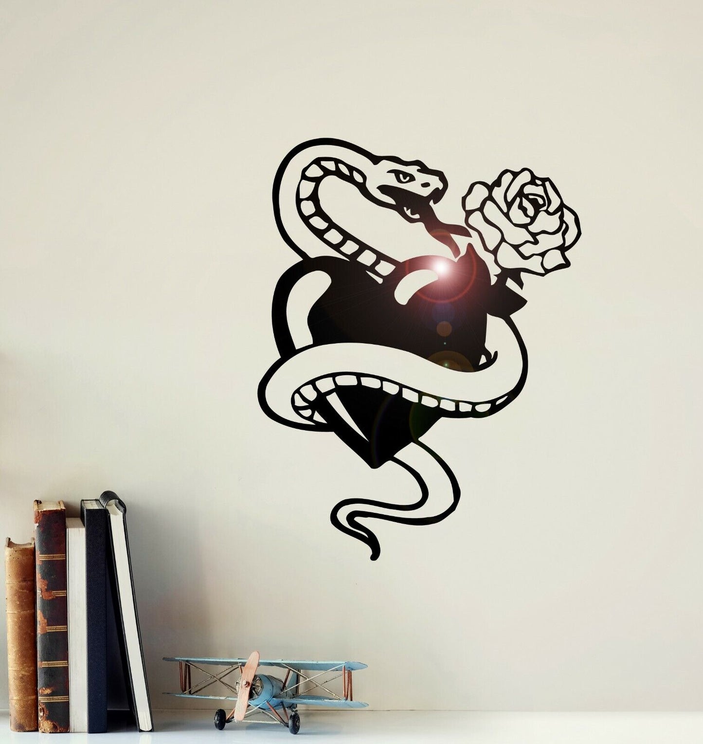 Autocollant Mural en vinyle serpent Rose tatouage amour coeur décoration de chambre autocollants muraux (ig1671)