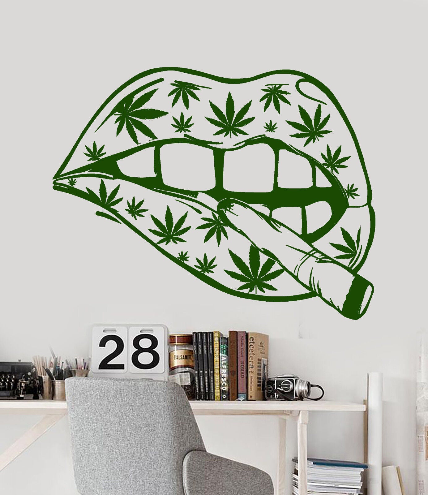 Vinyl Wall Decal Sexy Women's Lips Hemp Smoking Hippie Girl Stickers (1262ig)