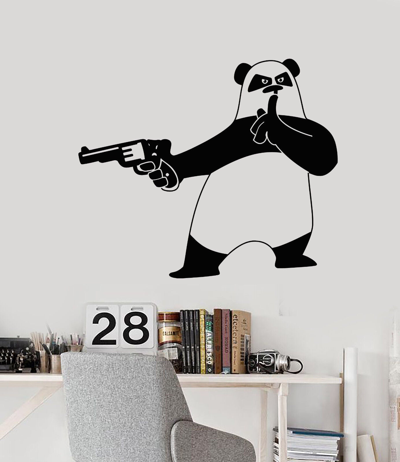 Wandtattoo Lustiger Cartoon Verbrecher Pandabär mit Pistole aus Vinyl (2180ig)