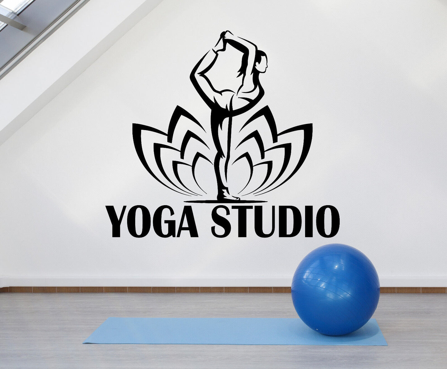 Wandtattoo Yoga Studio Logo Pose Lotusblume Vinyl Aufkleber (2323ig)